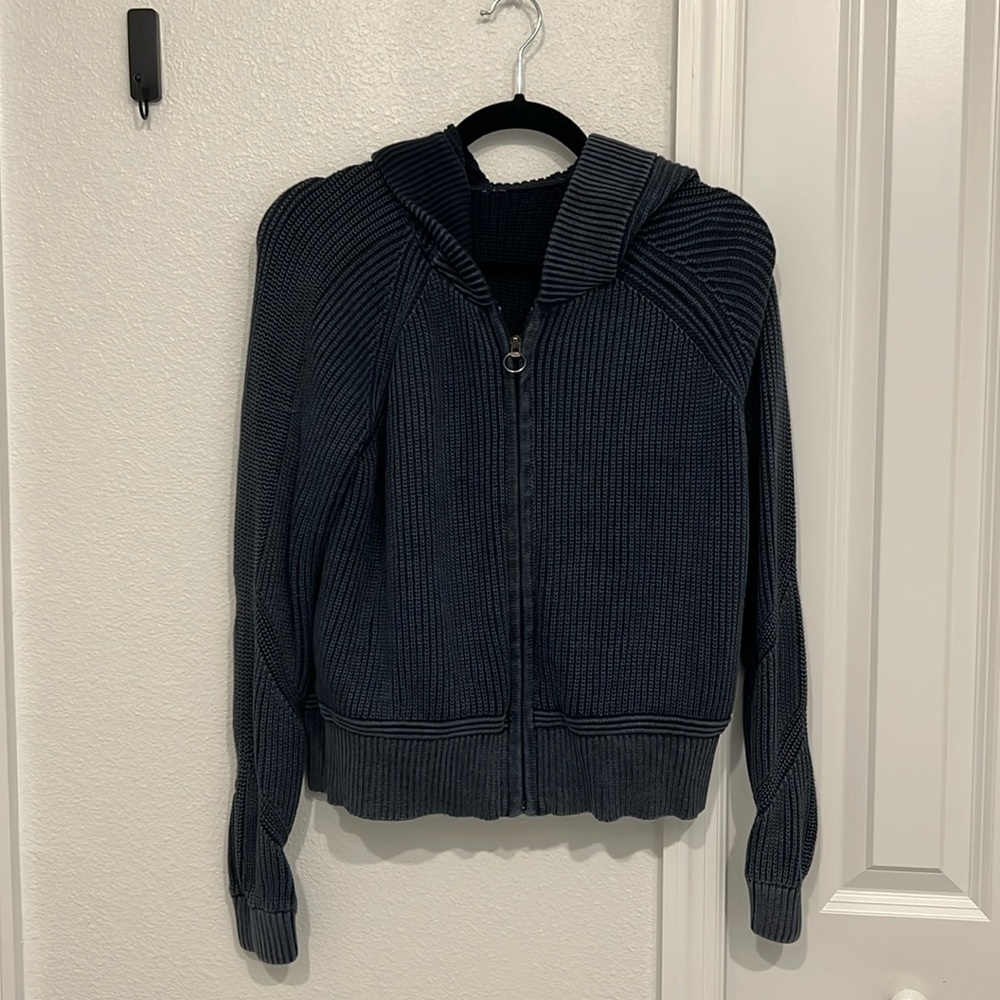 Lululemon Knit Raglan Zip Up Hooded Sweater